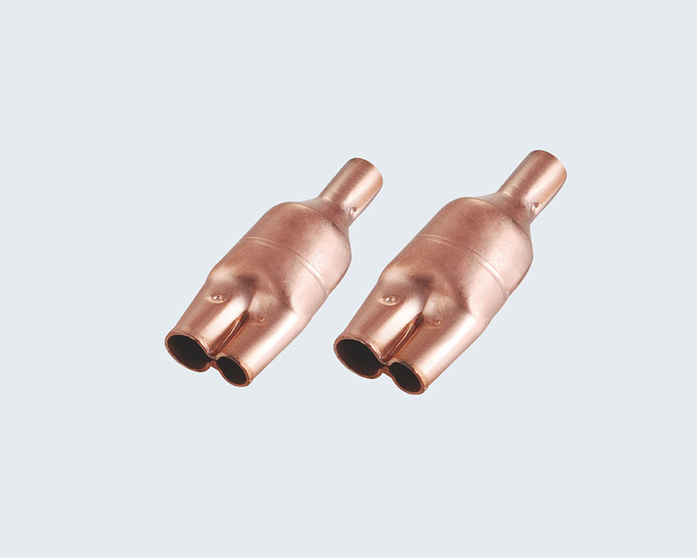 Split-flow three-way pipe